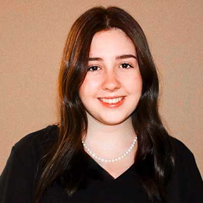 Sarah Driscoll, Social Media Specialist